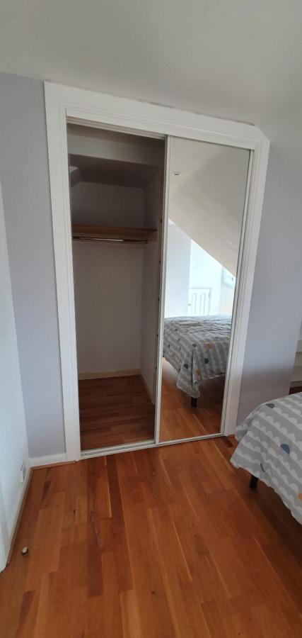 Spacious, Modern 3 Bedroom Luxury Flat In Centre Location 브로티페리 외부 사진